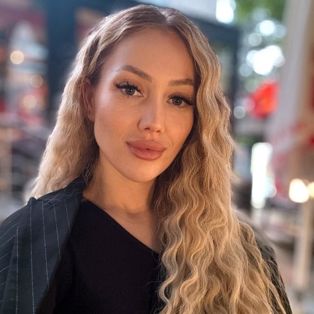 Фото менеджера